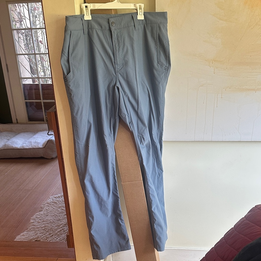 Stio Men's Slate Blue Chinos